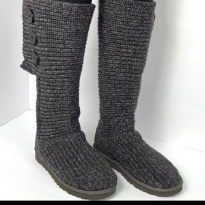 UGG Cardy Boots Women’s Size 8